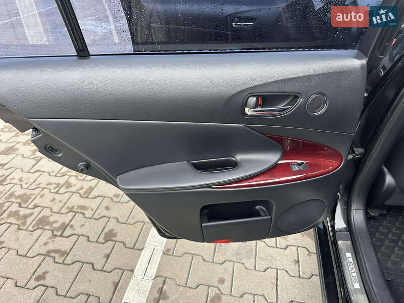 Седан Lexus GS 2011 в Киеве фото 33 Седан Lexus GS 2011 в Киеве