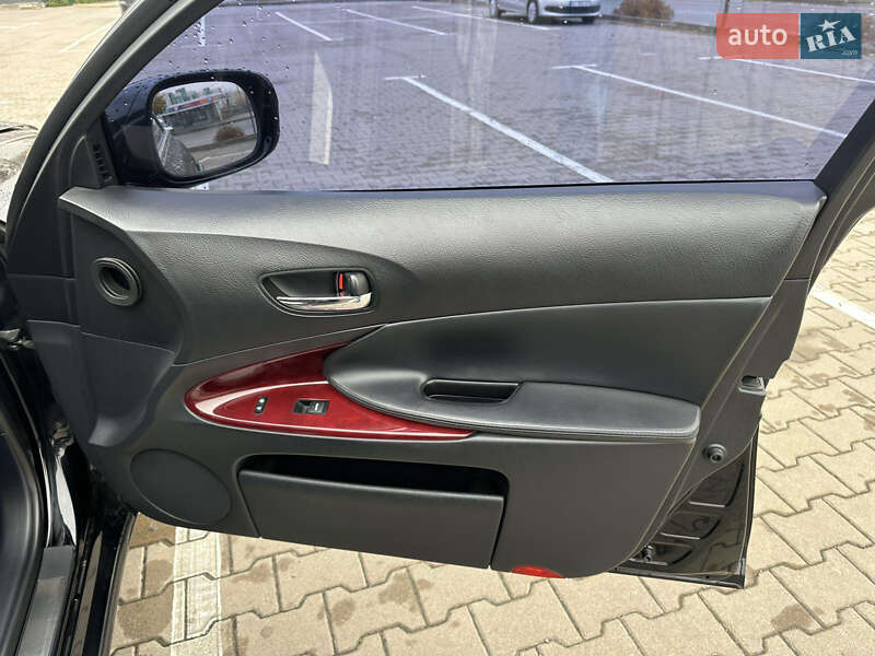 Седан Lexus GS 2011 в Киеве фото 40 Седан Lexus GS 2011 в Киеве