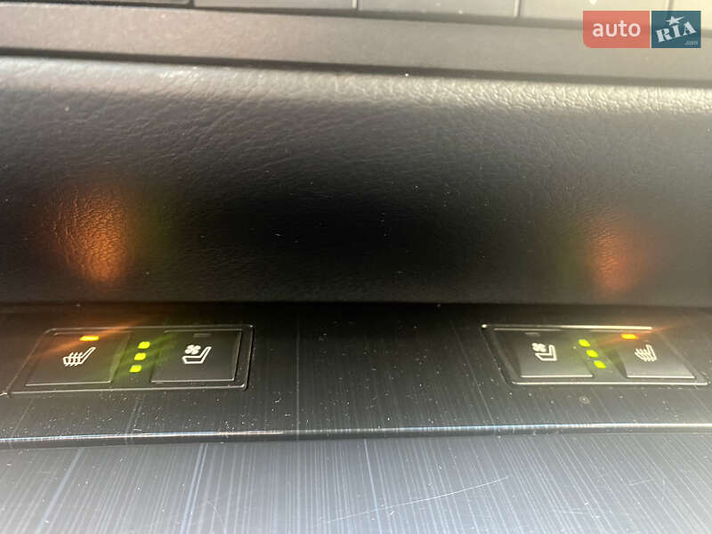 Седан Lexus GS 2013 в Киеве