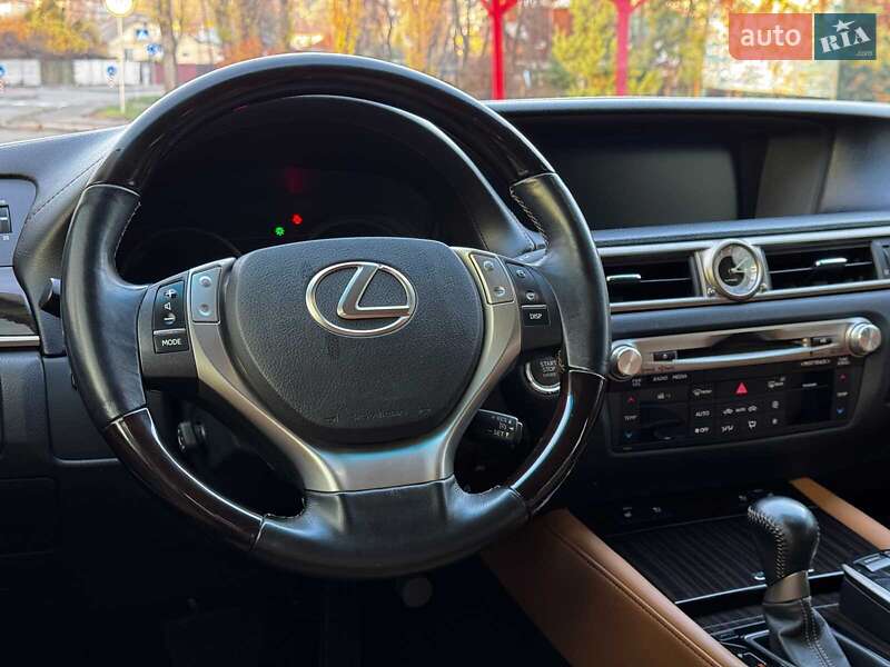 Седан Lexus GS 2014 в Киеве