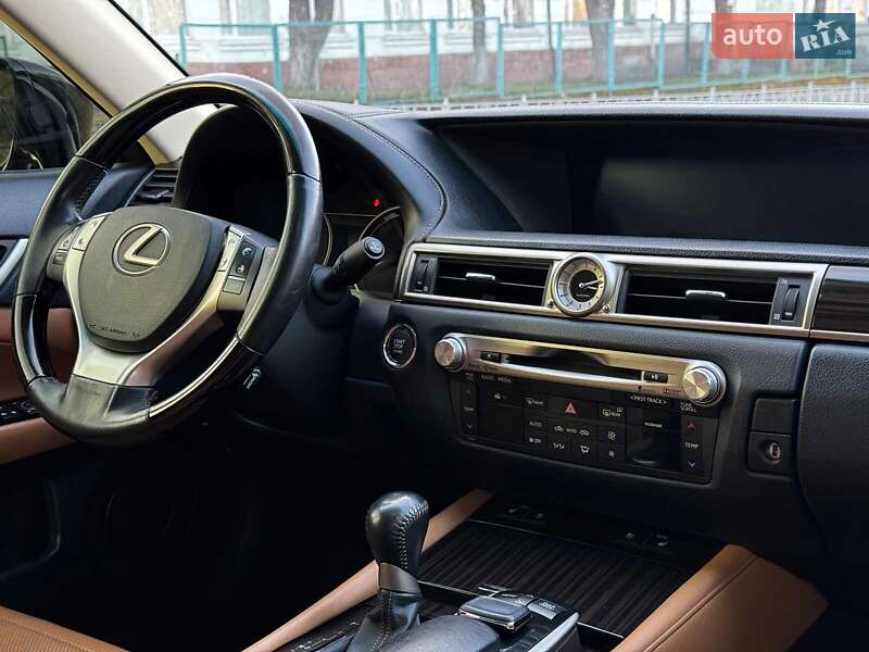 Седан Lexus GS 2014 в Киеве