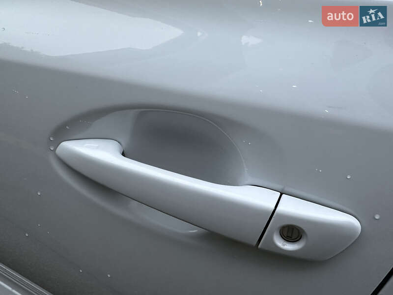 Седан Lexus GS 2016 в Киеве фото 36 Седан Lexus GS 2016 в Киеве