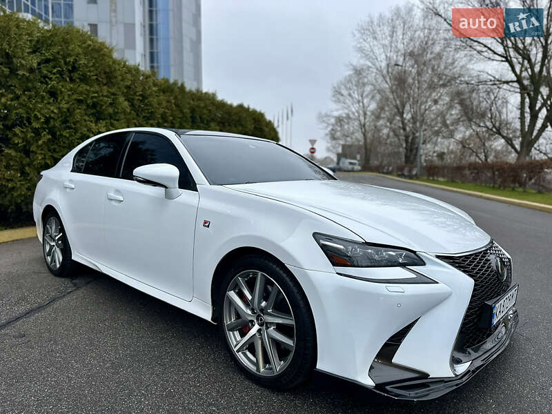 Седан Lexus GS 2016 в Киеве фото 47 Седан Lexus GS 2016 в Киеве