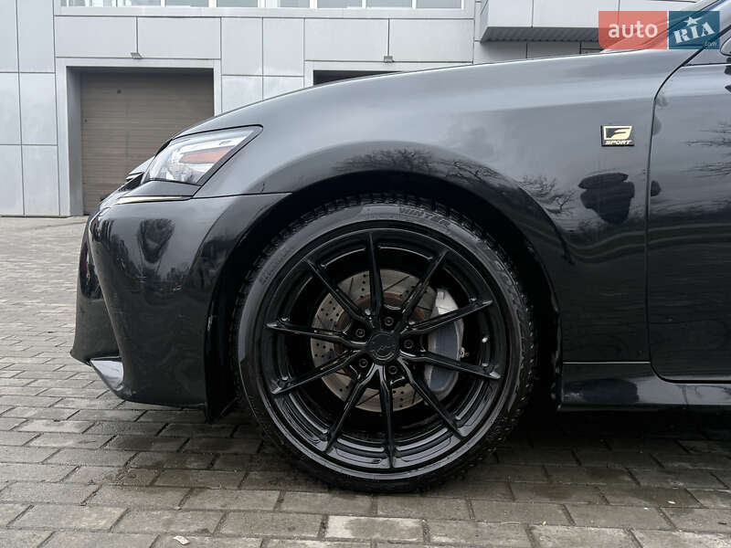 Седан Lexus GS 2015 в Киеве
