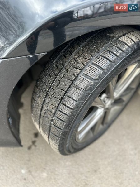 Седан Lexus GS 2016 в Полтаві