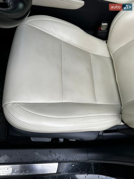 Седан Lexus GS 2016 в Полтаві