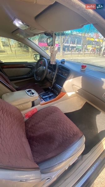 Седан Lexus GS 2000 в Павлограді