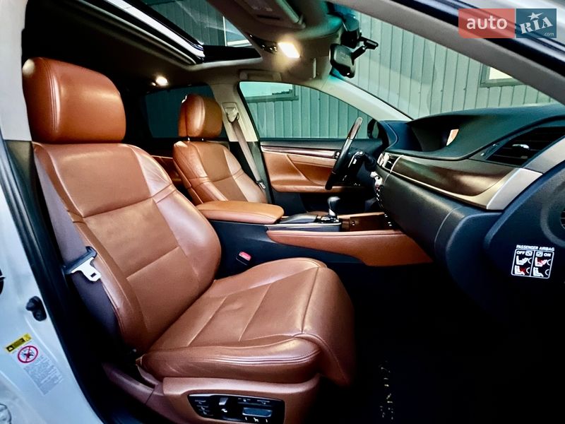 Седан Lexus GS 2012 в Киеве фото 59 Седан Lexus GS 2012 в Киеве