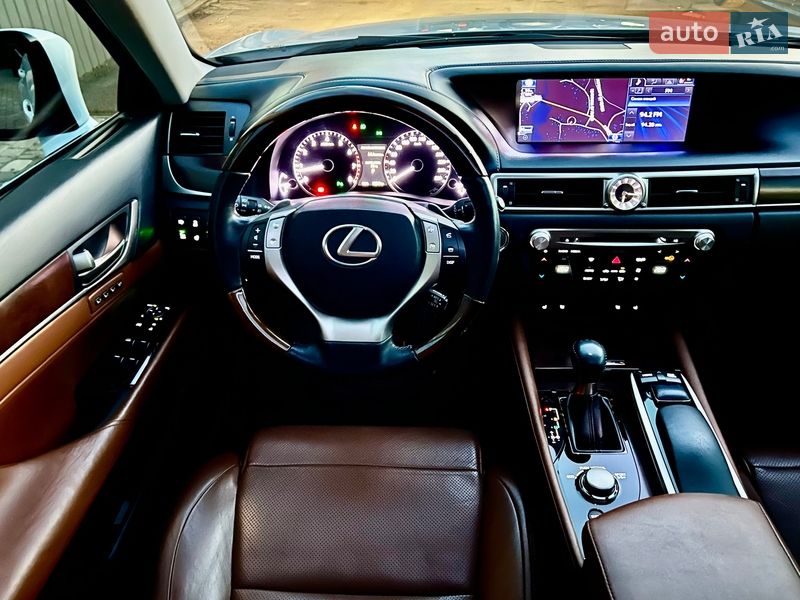 Седан Lexus GS 2012 в Киеве фото 65 Седан Lexus GS 2012 в Киеве