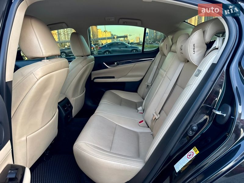 Седан Lexus GS 2012 в Киеве