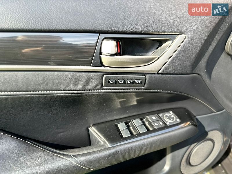 Седан Lexus GS 2012 в Виннице