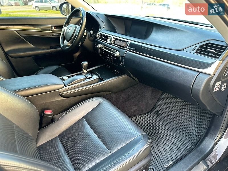 Седан Lexus GS 2012 в Виннице