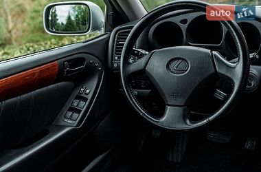 Седан Lexus GS 1999 в Киеве