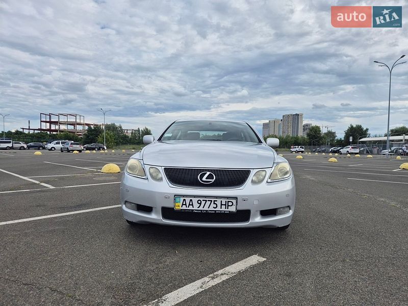 Lexus GS, фото з оголошення