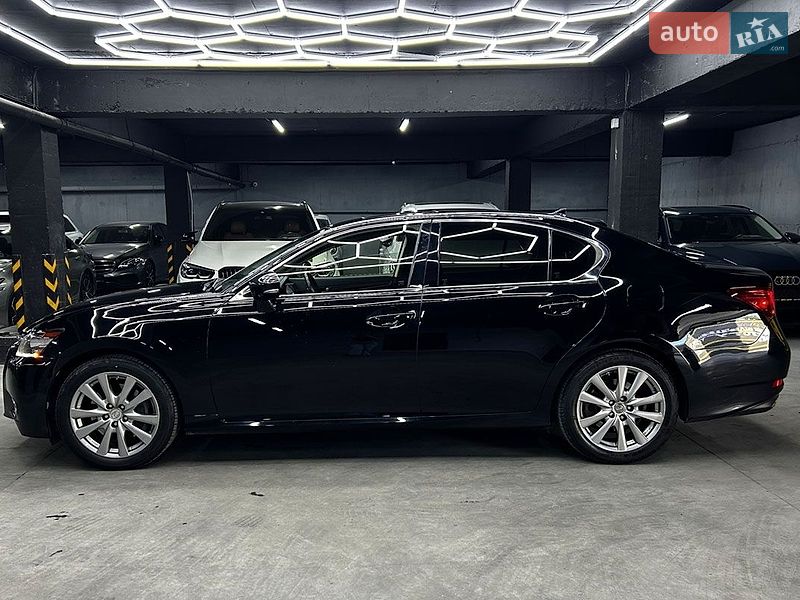 Седан Lexus GS 2014 в Чернівцях