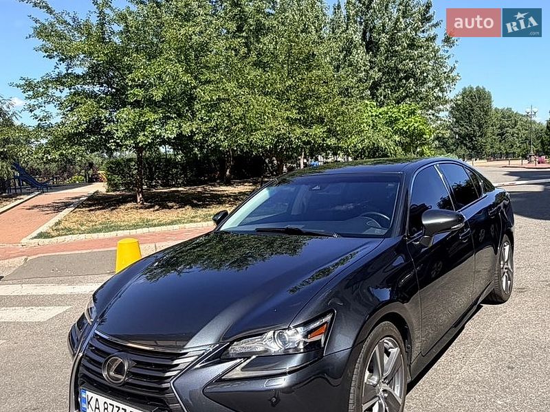 Lexus GS, фото з оголошення