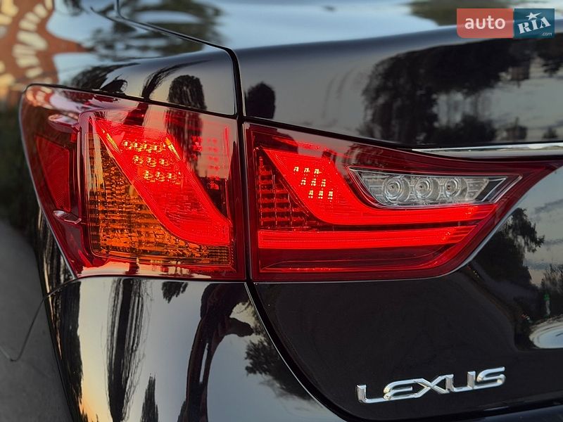 Седан Lexus GS 2014 в Киеве