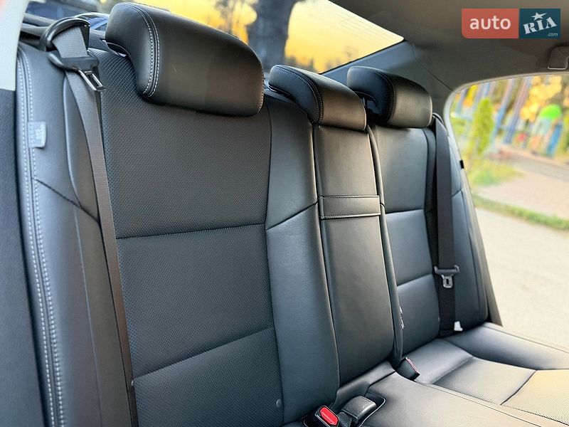 Седан Lexus GS 2014 в Киеве