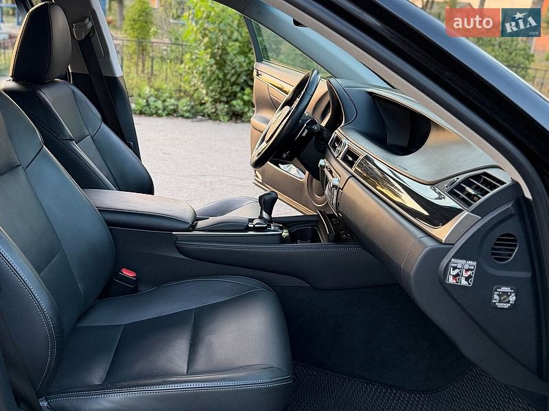 Седан Lexus GS 2014 в Киеве