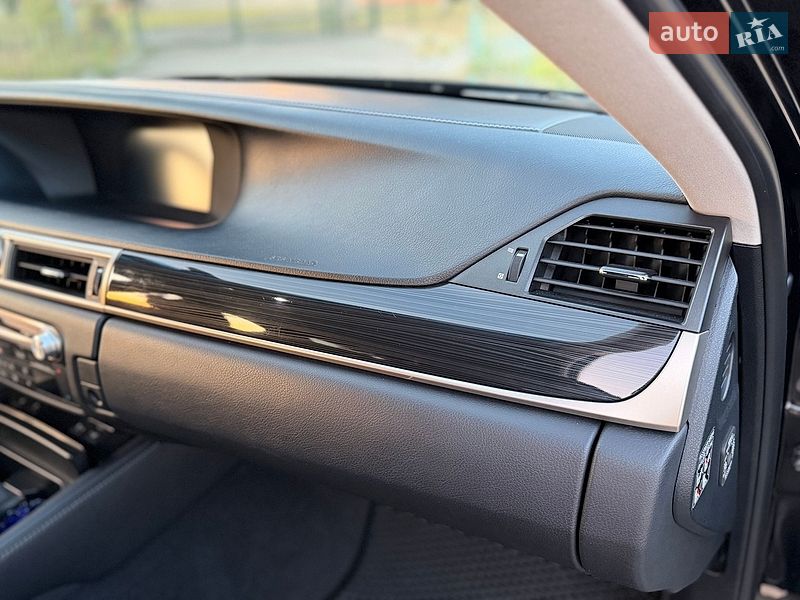 Седан Lexus GS 2014 в Киеве