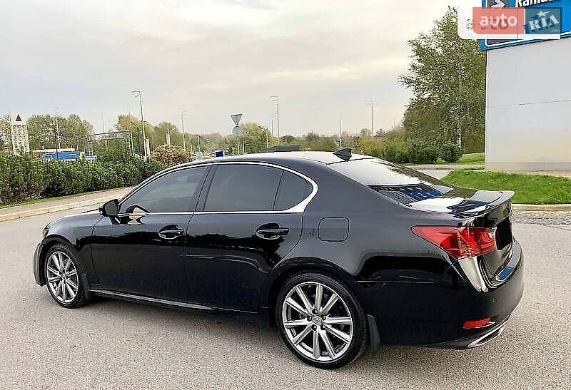Седан Lexus GS 2014 в Киеве