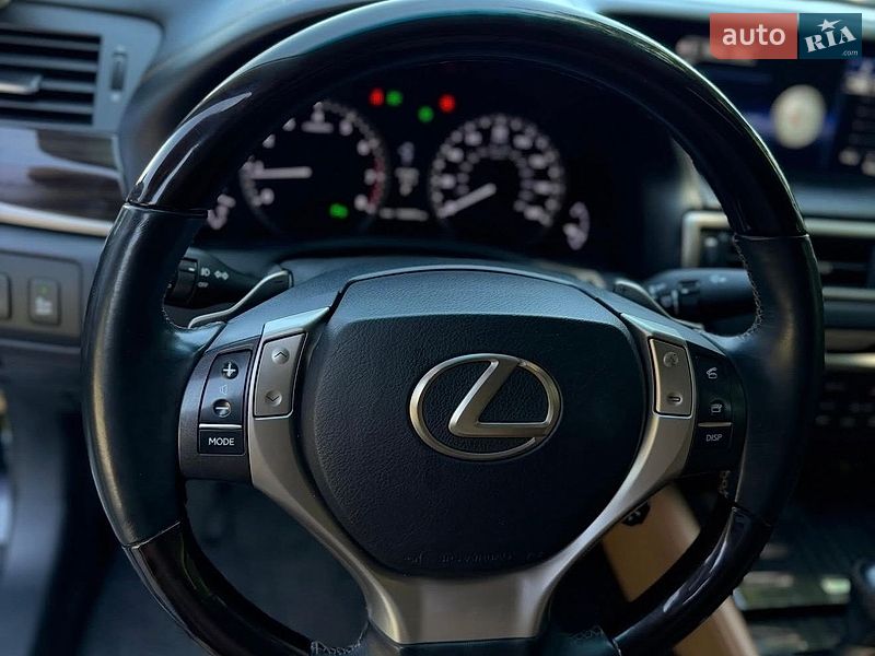 Седан Lexus GS 2014 в Киеве