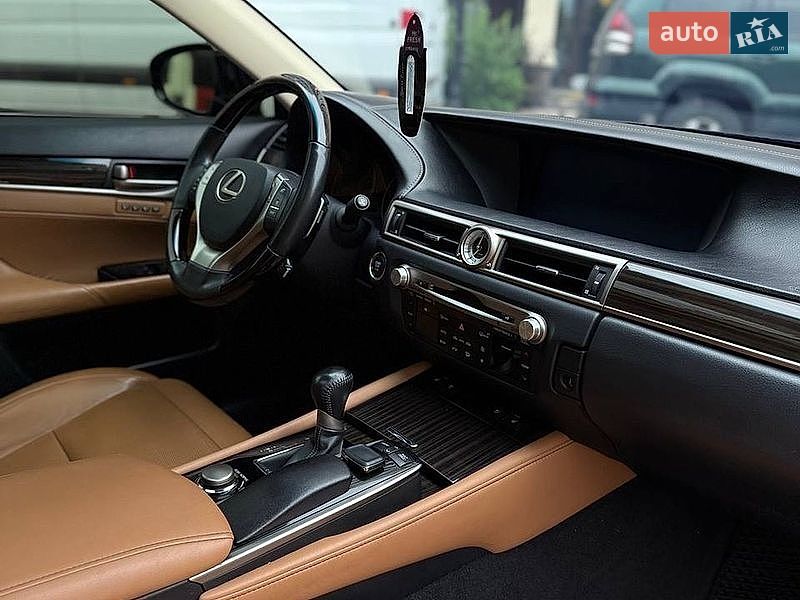 Седан Lexus GS 2014 в Киеве