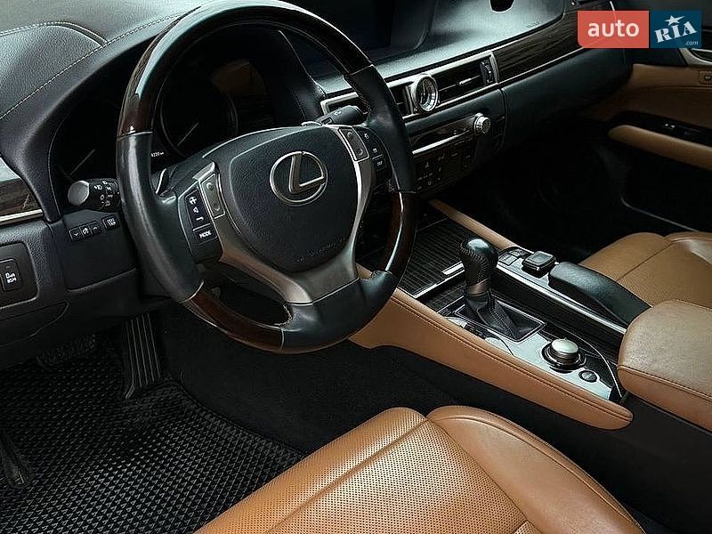 Седан Lexus GS 2014 в Киеве