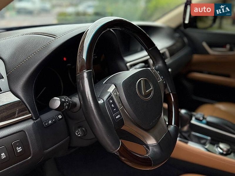 Седан Lexus GS 2014 в Киеве