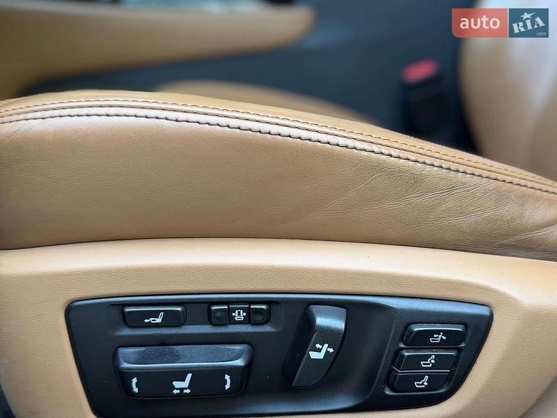 Седан Lexus GS 2014 в Киеве