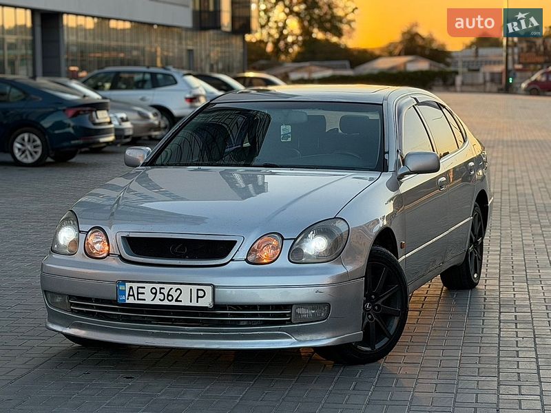Lexus GS 1998