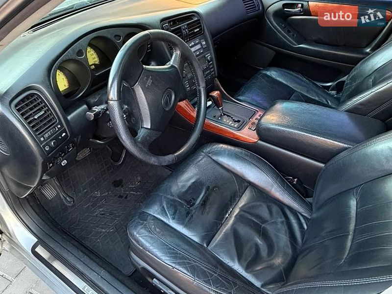 Седан Lexus GS 1998 в Дніпрі