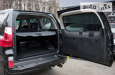 Позашляховик / Кросовер Lexus GX 2013 в 