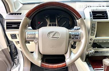 Позашляховик / Кросовер Lexus GX 2016 в 