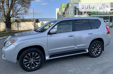 Позашляховик / Кросовер Lexus GX 2010 в 