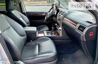 Позашляховик / Кросовер Lexus GX 2010 в 