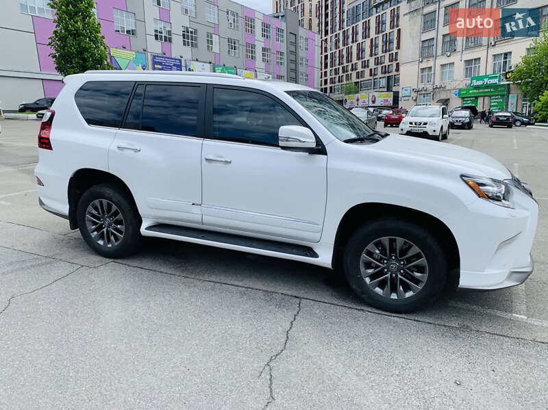 Внедорожник / Кроссовер Lexus GX 2019 в 