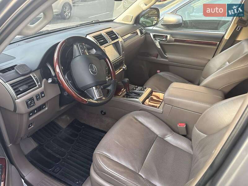 Внедорожник / Кроссовер Lexus GX 2010 в Киеве фото 7 Внедорожник / Кроссовер Lexus GX 2010 в Киеве