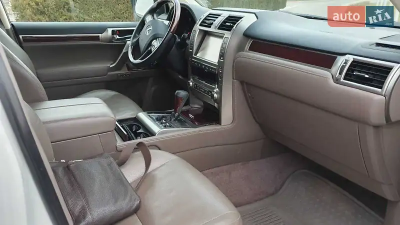 Lexus GX 2017 VIN JTJBM7FX7H5167719 фото оголошення 11 з 62