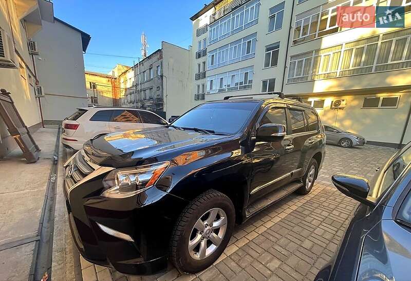 Внедорожник / Кроссовер Lexus GX 2015 в Сваляве