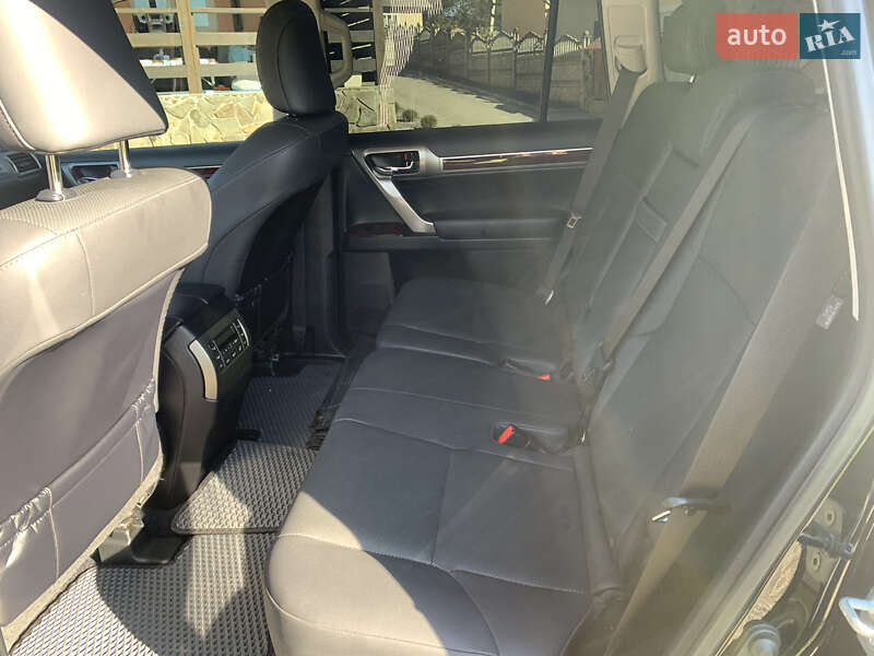 Внедорожник / Кроссовер Lexus GX 2019 в Надворной