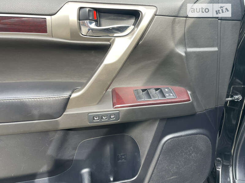 Внедорожник / Кроссовер Lexus GX 2014 в Львове