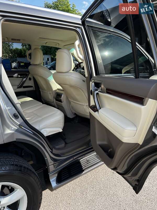 Внедорожник / Кроссовер Lexus GX 2010 в Киеве