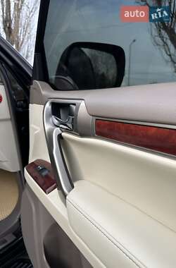 Внедорожник / Кроссовер Lexus GX 2013 в 