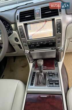 Внедорожник / Кроссовер Lexus GX 2013 в 
