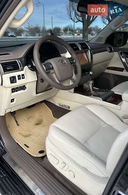 Внедорожник / Кроссовер Lexus GX 2013 в 