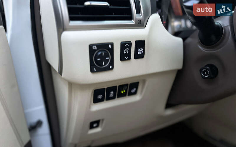 Внедорожник / Кроссовер Lexus GX 2016 в Мукачево