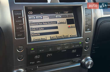 Позашляховик / Кросовер Lexus GX 2010 в 