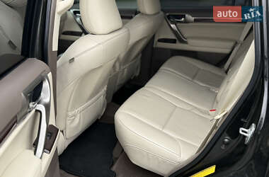 Внедорожник / Кроссовер Lexus GX 2013 в 