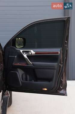 Позашляховик / Кросовер Lexus GX 2011 в 